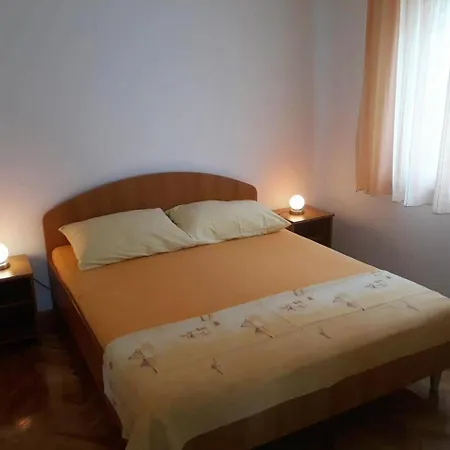 With A Parking Space Okrug Gornji, Ciovo - 22795 Apartment